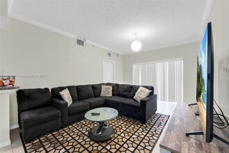 5840 W Sample Rd in Coral Springs, FL - Building Photo - Building Photo