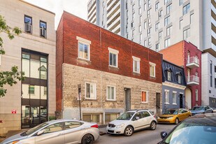 1088-1090 De L'hôtel-De-Ville Av in Montréal, QC - Building Photo