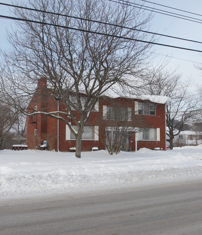 141 Campus Dr in Cobleskill, NY - Building Photo - Building Photo