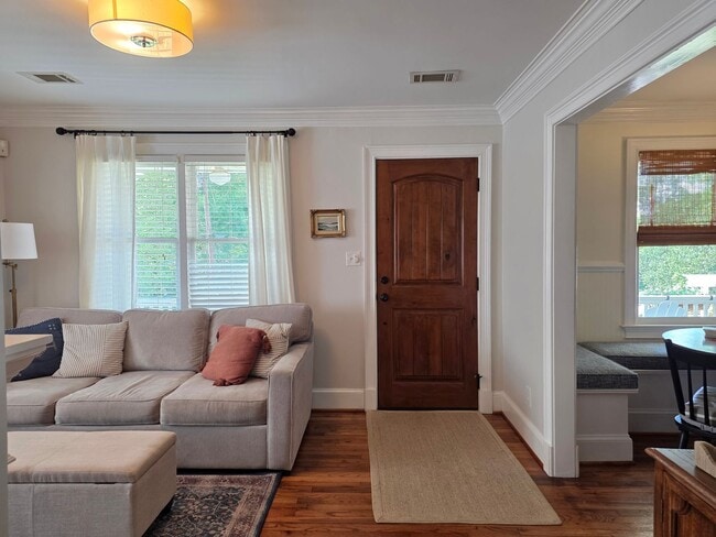 2076 Anderson Dr SE in Smyrna, GA - Building Photo - Building Photo