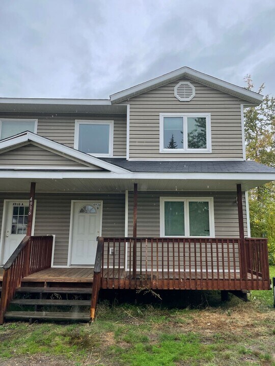 4936 Princeton Dr in Fairbanks, AK - Building Photo