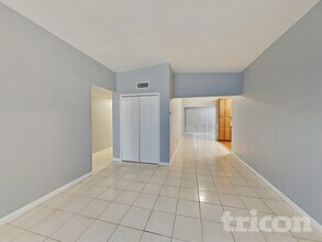 912 Neuse Ave in Orlando, FL - Building Photo - Building Photo