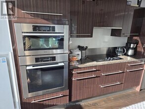 80 John St in Toronto, ON - Building Photo - Building Photo