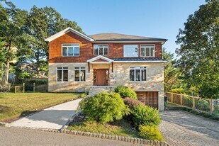 2 Hudson St in Hastings On Hudson, NY - Building Photo