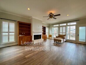 5706 Wood Ridge Dr in Shreveport, LA - Building Photo - Building Photo