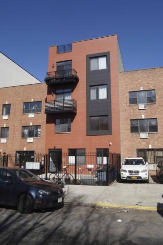 739 Lafayette Ave in Brooklyn, NY - Building Photo