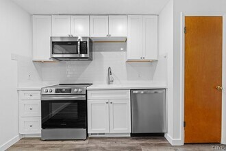 330 Draper Ave in Syracuse, NY - Building Photo - Building Photo