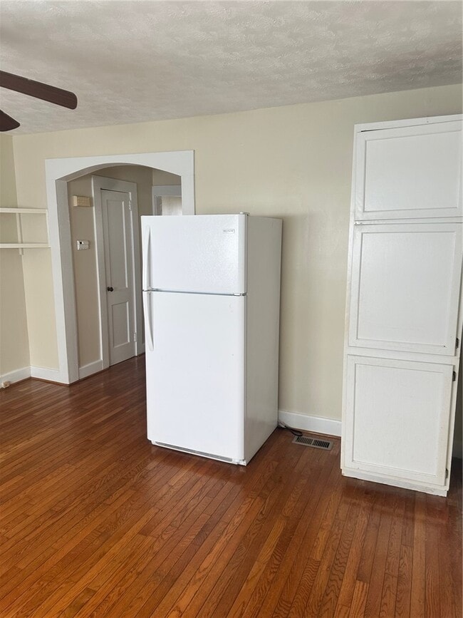 property at 122 Cedar St
