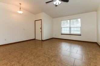 10873 Hoof Print Dr in Jacksonville, FL - Building Photo - Building Photo