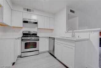 3060 Tarpon in Las Vegas, NV - Building Photo - Building Photo