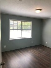 915 W 56th St in Anniston, AL - Building Photo - Building Photo