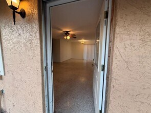 903 31st St E in Palmetto, FL - Building Photo - Building Photo