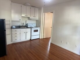 14th Street, Unit 1 in Sacramento, CA - Building Photo