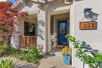 257 Golf Links St in Pleasant Hill, CA - Building Photo - Building Photo
