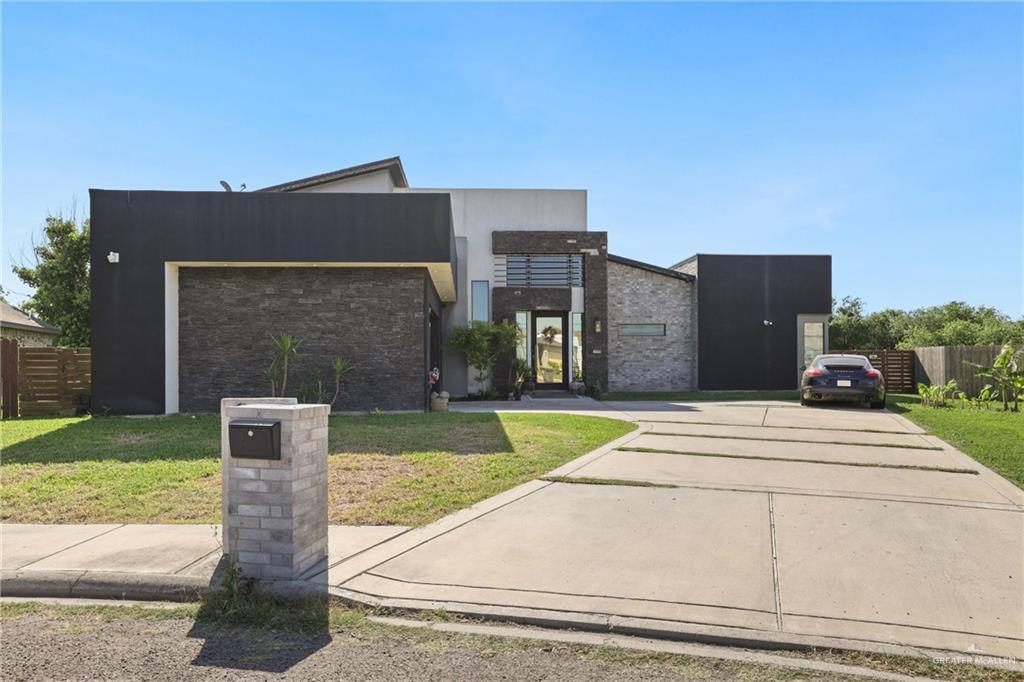 1005 W I St in Mission, TX - Building Photo