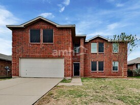 205 Phlox Ln in Burleson, TX - Building Photo