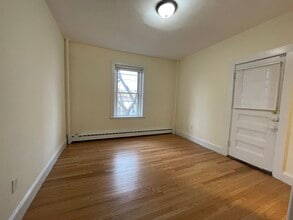 181 Winthrop Rd in Brookline, MA - Foto de edificio - Building Photo