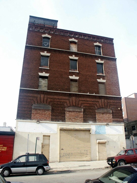 585-587 Wales Ave in Bronx, NY - Foto de edificio