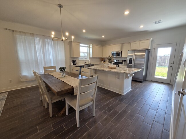 14025 Westcave Falls Ln in McAllen, TX - Building Photo - Building Photo