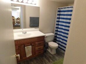 2300 E Silverado Ranch Blvd in Las Vegas, NV - Building Photo - Building Photo