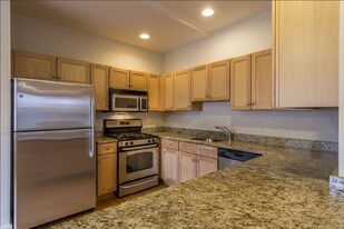 105 2nd St, Unit 1 in Cambridge, MA - Building Photo