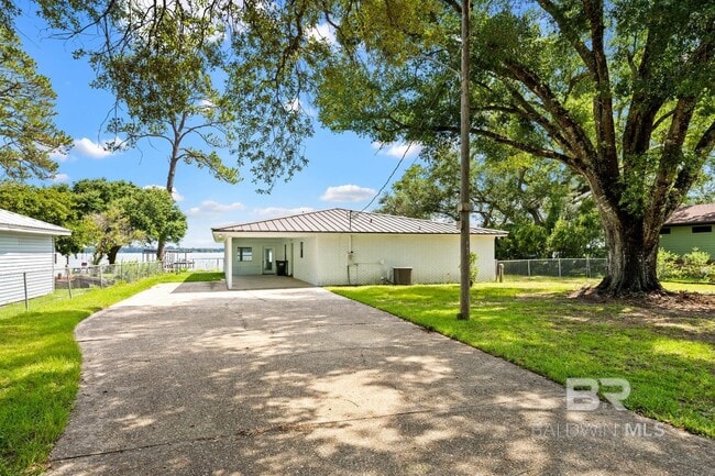 property at 35676 Boykin Blvd