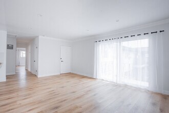 1211 Detroit N St, Unit 16 in West Hollywood, CA - Foto de edificio - Building Photo