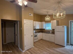 100 Twin Wood Dr in Havelock, NC - Building Photo - Building Photo