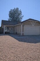 2229 Rose Ave in Hemet, CA - Building Photo