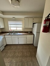 330 Bonnie Ct-Unit -3 in Colorado Springs, CO - Building Photo - Building Photo