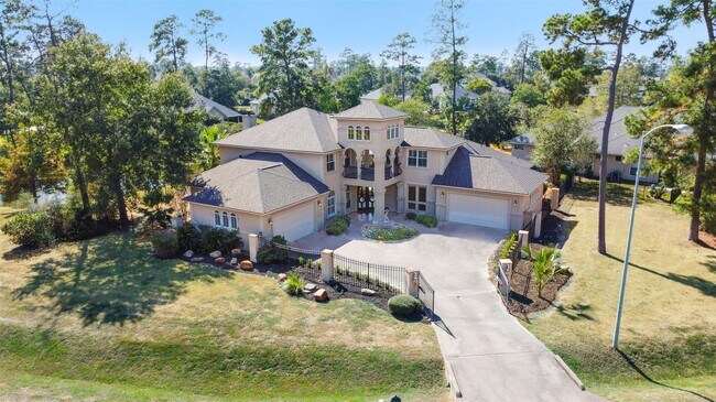 property at 8114 Hideaway Lake Cir