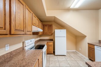 316 Ama Caro Dr in Del Rio, TX - Building Photo - Building Photo