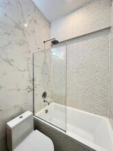 66 Pearl St in New York, NY - Building Photo - Building Photo