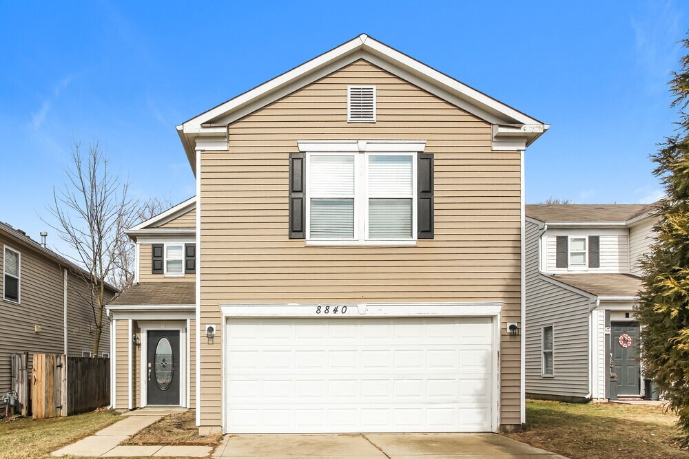 8840 Hosta Way in Indianapolis, IN - Building Photo