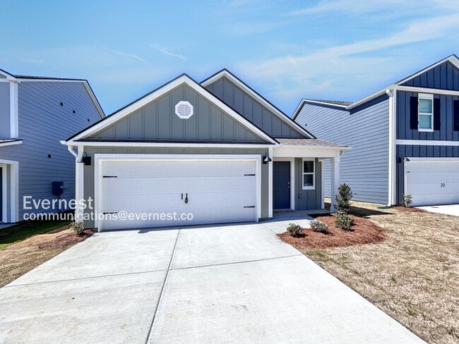 property at 1440 Long Leaf Ln