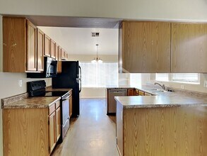 11208 N 78th Dr in Peoria, AZ - Building Photo - Building Photo
