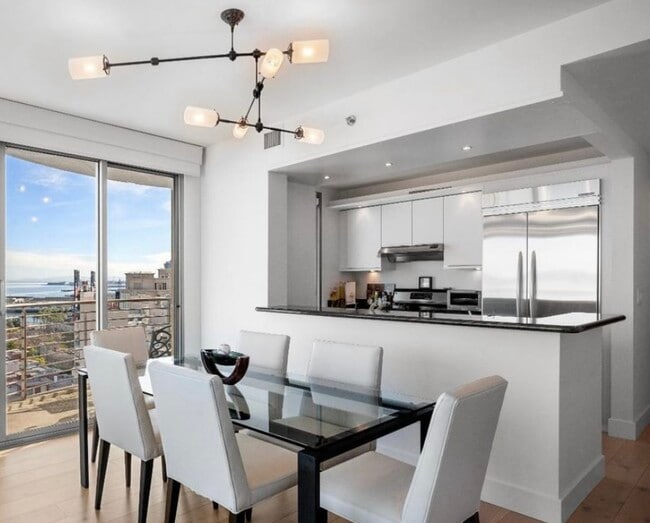 229 Brannan St in San Francisco, CA - Building Photo - Building Photo