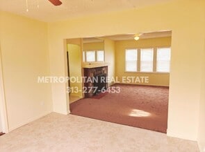 35130 June Dr in Westland, MI - Building Photo - Building Photo