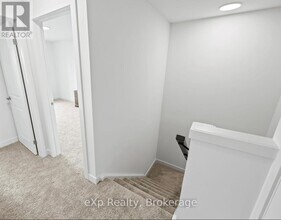 824 Woolwich St in Guelph, ON - Building Photo - Building Photo