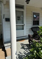 321 Washington St in Bristol, PA - Building Photo