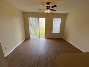 13903 Abbey Ln in Largo, FL - Building Photo - Building Photo