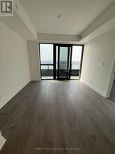 4015 The Exchange in Mississauga, ON - Building Photo - Building Photo