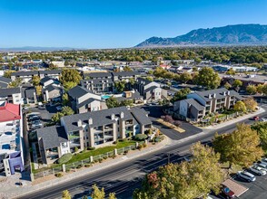 Silverado in Albuquerque, NM - Building Photo - Building Photo