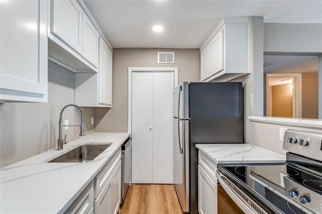 property at 1603 N Garrett Ave