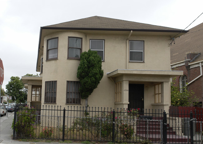 705-709 E 18th St in Oakland, CA - Building Photo - Building Photo