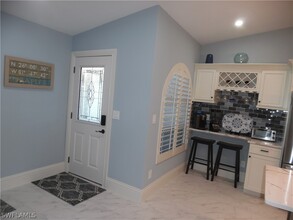 8670 Mustang Dr in Naples, FL - Building Photo - Building Photo