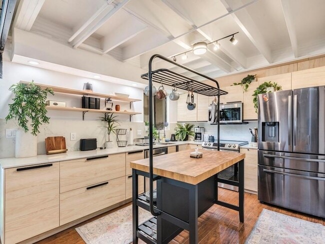 property at 500 E Riverside Dr