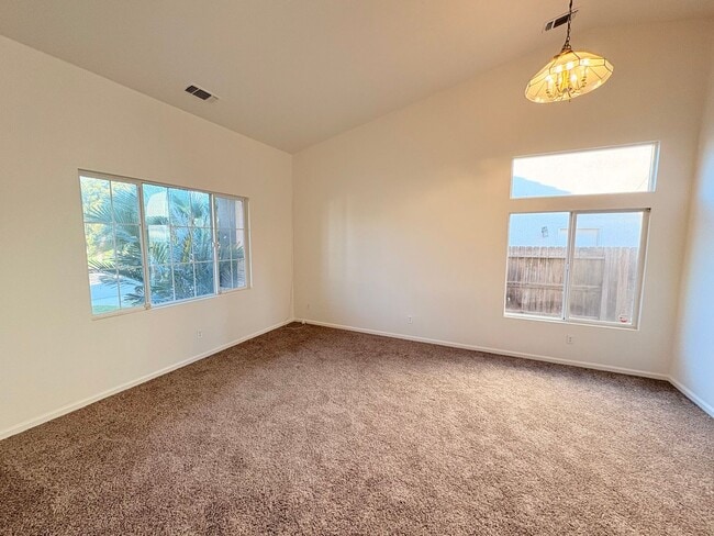 252 Branco Ave in Atwater, CA - Building Photo - Building Photo