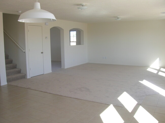 3036 Walsh Loop SE in Rio Rancho, NM - Building Photo - Building Photo