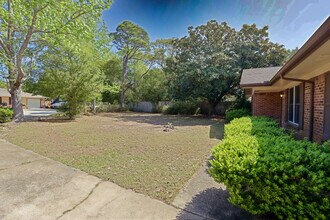 3363 El Portal St in Gulf Breeze, FL - Building Photo - Building Photo